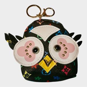 Fashion NWOT Colorful Owl Keychain /Bag Charm Pouch